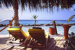 Aruba_Chairs_On_Deck