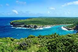 Falaises de la Porte de l'enfer en Guadeloupe