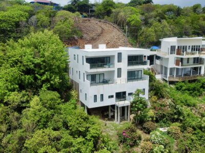 Modern South Hills Condo – CAP127